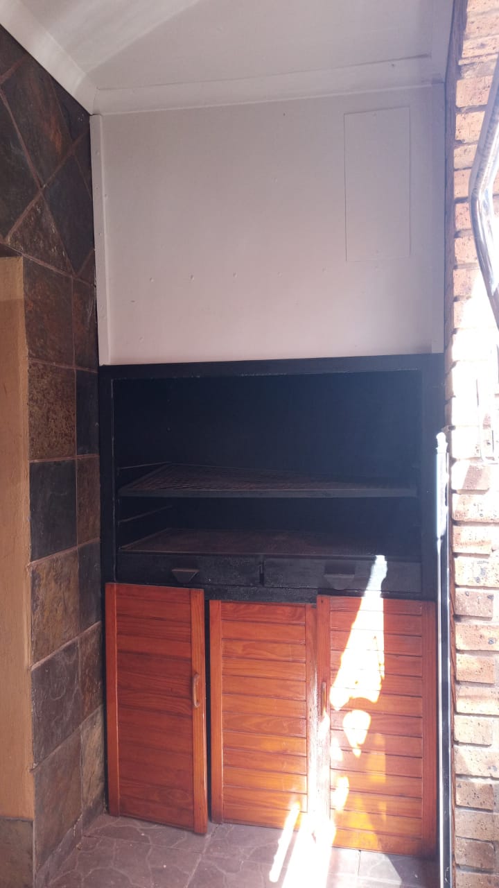 7 Bedroom Property for Sale in Bodorp North West